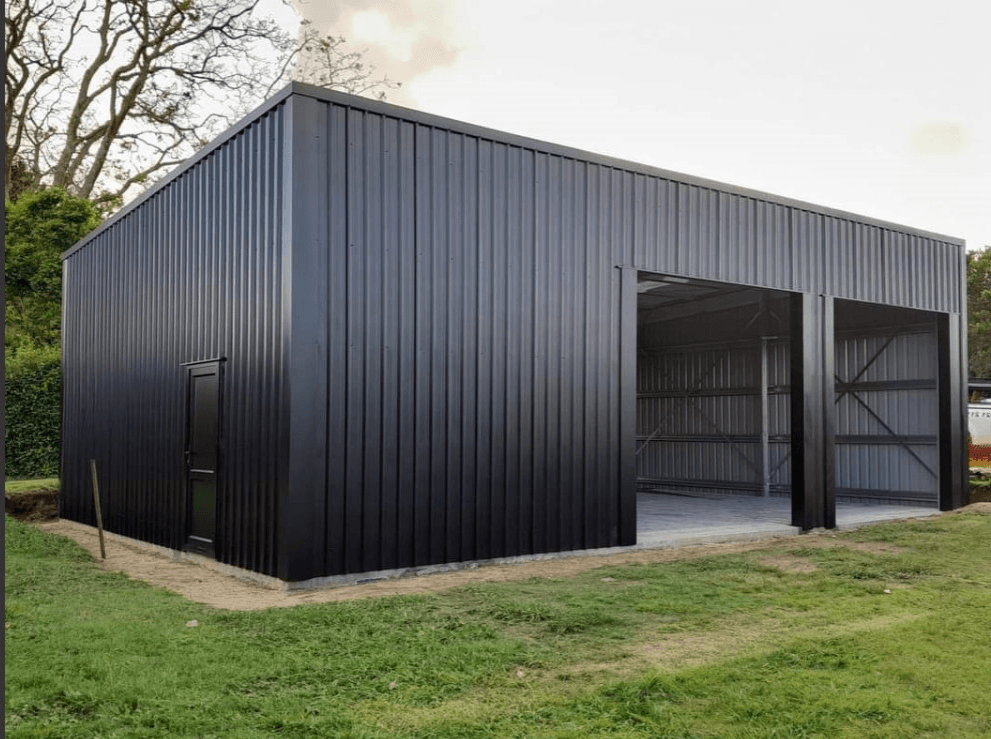 Spacious 10.5 × 9 Pole Barn